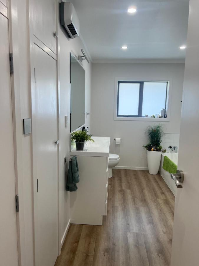 אוטורוהנגה B&B At Whitbourne מראה חיצוני תמונה